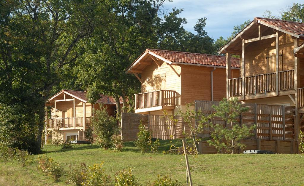 Madame Vacances - Residence Du Golf D'Armagnac Eauze Zimmer foto
